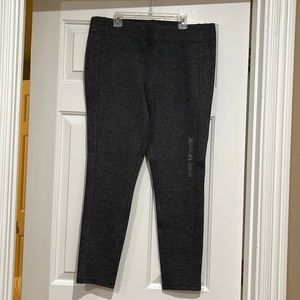Loft leggings, herringbone pattern size L